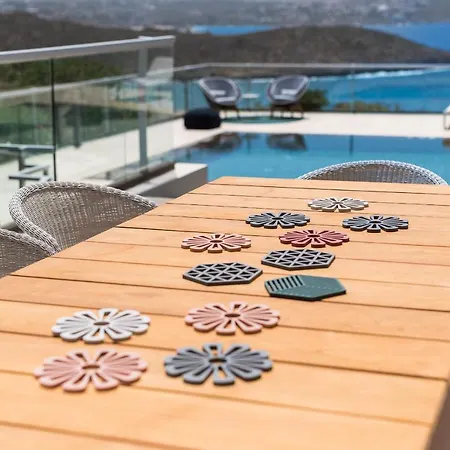 Seacrete Villa *