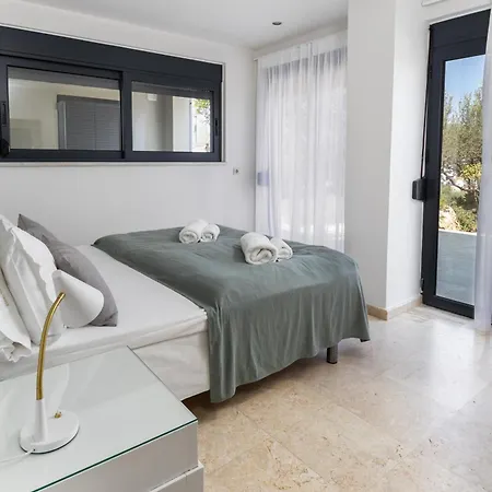 Villa Seacrete *