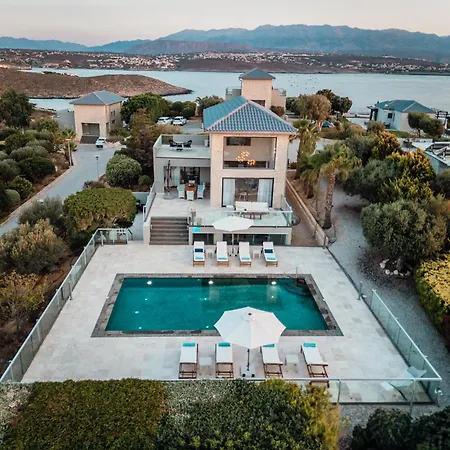 Villa Seacrete *