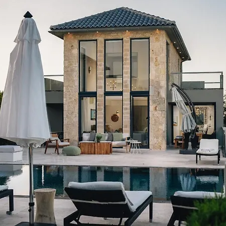 Villa Seacrete Chania (Crete)